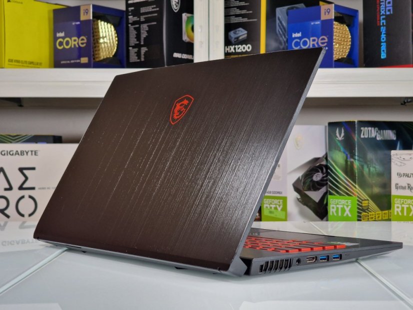 Gaming Laptop MSI GF75 Thin Gebraucht - GARANTIE 12M | 17,3" 144Hz | i5-10300H Comet Lake | GTX 1650 4GB | 16GB | 512 SSD | WIN11
