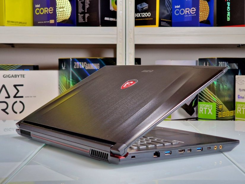 Gaming Laptop MSI Apache Pro GE72 Refurbished  - GARANTIE 12M | 17,3" Full HD | Intel Core i7-6700HQ | GTX 965M | 12 GB | 512 SSD + 1TB HDD | WIN11