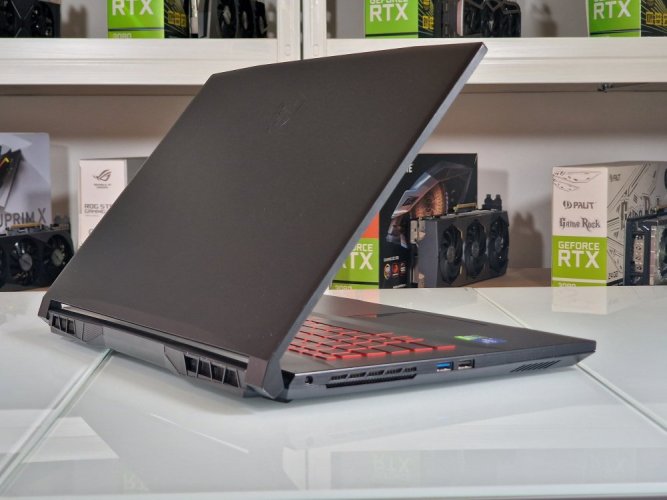 Gaming Laptop MSI Katana GF76 - GARANTIE 12M | 17,3" 144Hz | Intel Core i7-11800H | 16 GB | RTX 3060 6 GB | 512 GB SSD | WIN11