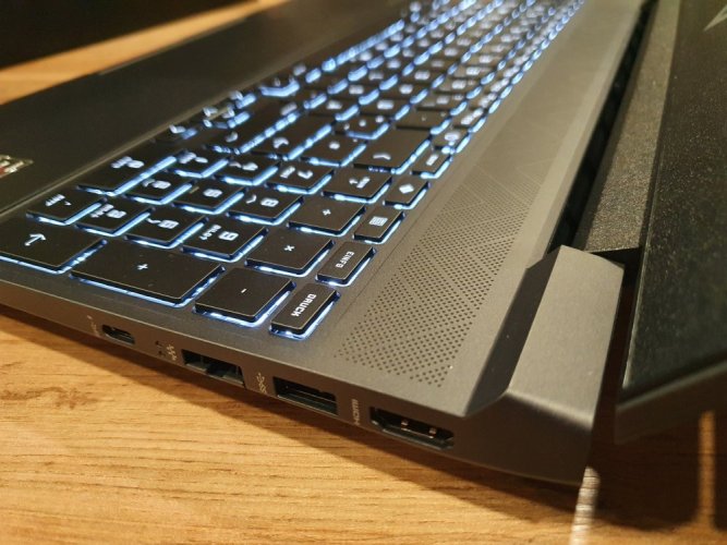 Herný notebook HP VICTUS - ZÁRUKA 12M | 15,6" 144 Hz | AMD RYZEN 5600H | 16GB | RTX 3050 Ti | 512 GB SSD