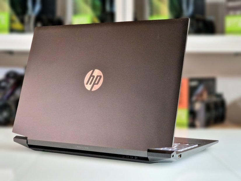 PC Portable Gamer HP Pavilion Gaming 15 • GARANTIE 12M • 15,6 144Hz • Intel Core i5-10300H• RTX 2060 6GB • 16 GB • 512 SSD • WIN11