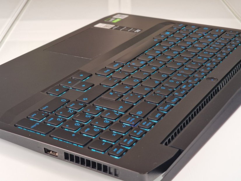 Gaming Laptop Lenovo Gaming 3 Gebraucht - GARANTIE 12M | 15,6" 120Hz | Intel Core i5-10300H | GTX 1650 | 16 GB | 512 GB SSD | WIN11