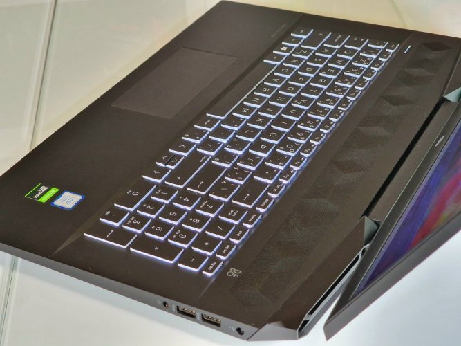 Herný notebook HP Pavilion Gaming 17 - ZÁRUKA 12M | 17,3" 144Hz | Intel Core i5-9300H | GTX 1650 | 16 GB | 512SSD + 1000GB HDD
