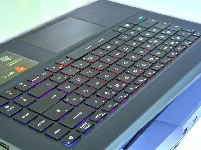 Herní notebook MSI Raider GE66 • ZÁRUKA 12M • 15,6 240Hz • Intel Core i7-11800H • RTX 3070 8GB • 16GB • 1000 SSD • WIN11