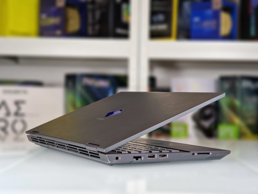 Herný notebook HP Omen 15 • ZÁRUKA 12M • 15,6 144Hz • AMD Ryzen 7 4800H • RTX 2060 6GB • 16GB • 512 SSD • WIN11