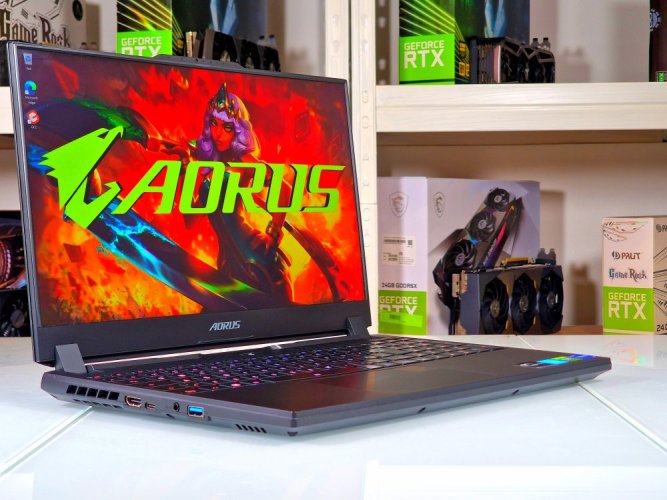 Gaming Laptop GIGABYTE AORUS 15 - GARANTIE12M | 15,6" 165Hz QHD | Intel Core i5-12500H | 32 GB DDR5 | RTX 3080 Ti 16GB | 1000 GB SSD | WIN11