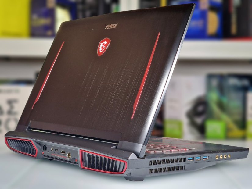 Herní notebook MSI TITAN GT73VR • ZÁRUKA 12M • 17,3 120Hz • Intel Core i7-6820HK • GTX 1070 8GB • 16GB • 512 SSD + 1 TB HDD • WIN10