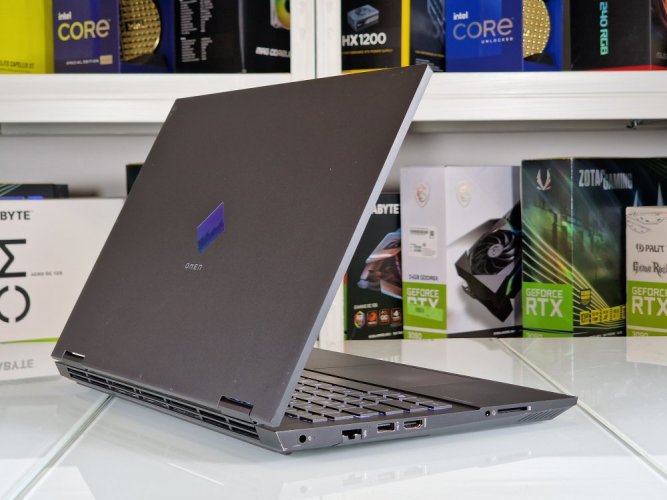 Gaming Laptop HP Omen 15 - GARANTIE 12M | 15,6" FullHD | AMD Ryzen 7 4800H | RTX 2060 6GB | 16GB | 512 SSD | WIN11