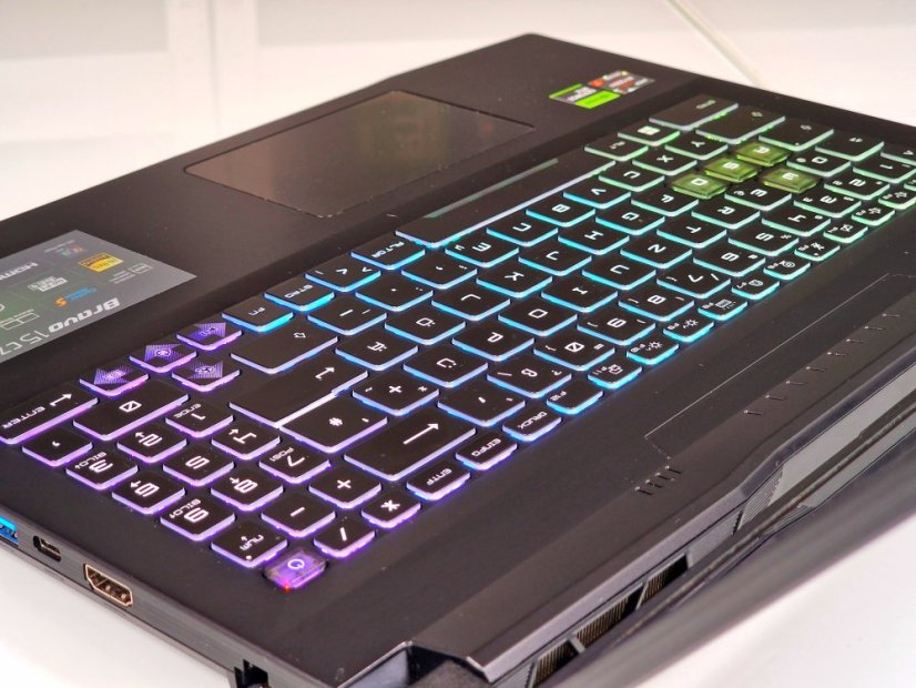 Gaming Laptop MSI BRAVO 15 Gebraucht - GARANTIE 24M | 15,6" 144 Hz | AMD Ryzen 7 7735HS | RTX 4060 8GB | 16GB DDR5 | 512 SSD | WIN11