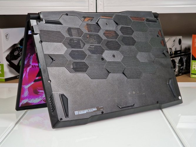 Laptop gamingowy MSI Katana GF76 - GWARANCJA 12M | 17,3" 144 Hz | Intel Core i5-11400H | 16 GB DDR4 | GTX 1650 | 512 GB SSD | WIN11