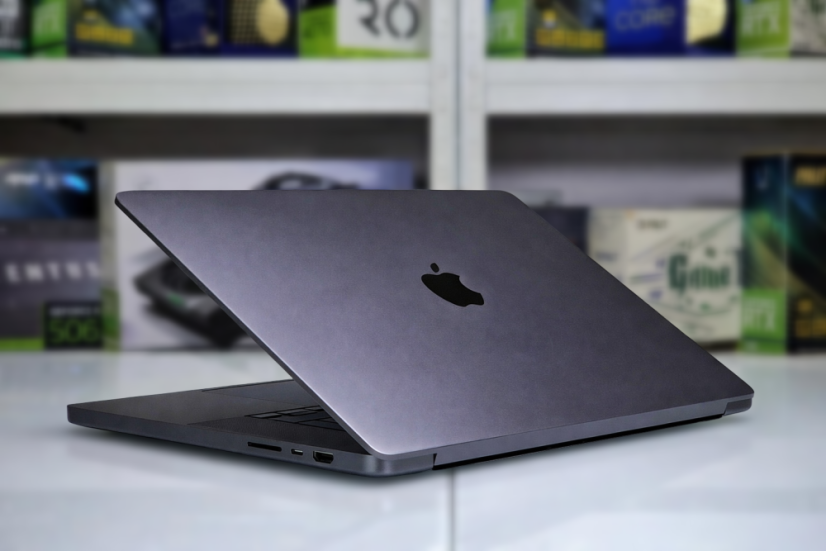 Apple MacBook Pro 13 2022 M2 • GARANTIE 12M • 13 RETINA • M2 8-CORE CPU • 10-CORE GPU • 8GB • 256 SSD • MACOS