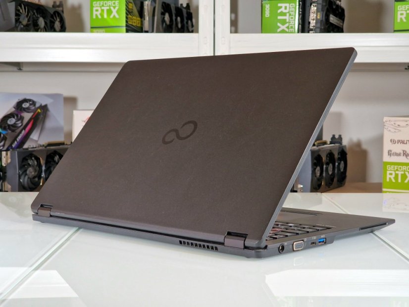 Laptop Fujitsu LifeBook U759 • GARANTIE 12M • 15,6 FHD • Intel Core i5-8265U • Intel UHD Graphics 620 • 16GB DDR4 • 256 SSD • WIN11