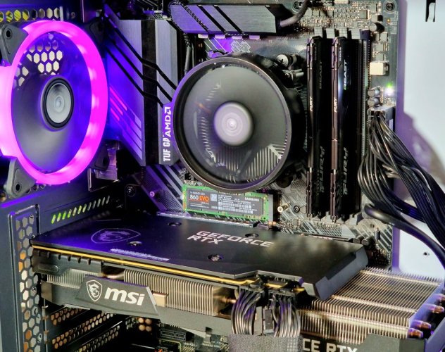 Herné PC compraider - ZÁRUKA 12M | AMD Ryzen 5 5600G | RTX 3070 8GB  | 16GB | 250 SSD+4TB HDD