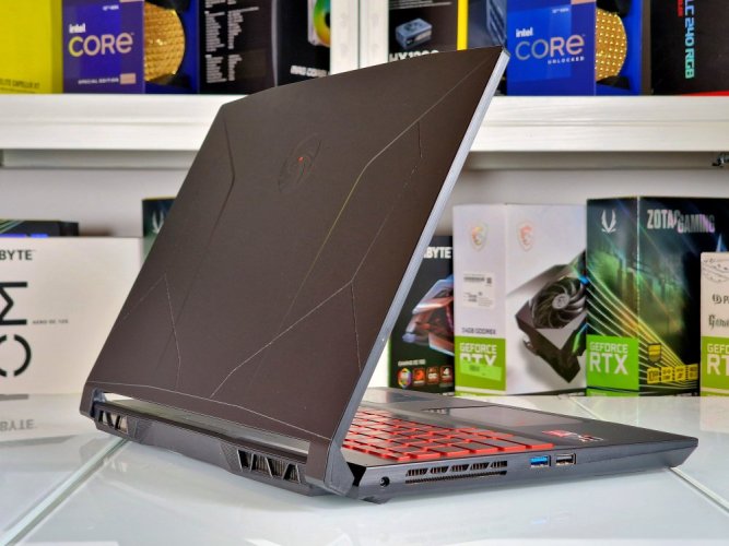 Herní notebook MSI BRAVO 15 - ZÁRUKA 12M | 15,6" 144 Hz | AMD Ryzen 7 5800H | RX 5500M | 16GB | 512 SSD | WIN11