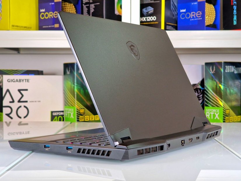 Gaming Laptop MSI LEOPARD GP66 - GARANTIE 12M | 15,6" QHD 165Hz | Intel Core i7-11800H | RTX 3070 8GB 140W | 16 GB | 1000 SSD | WIN11
