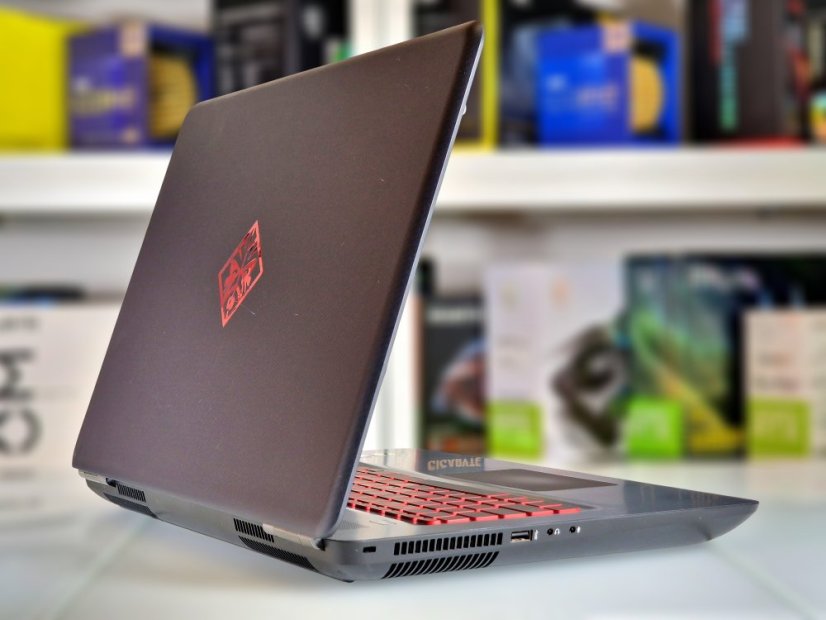 Herní notebook HP OMEN 15 • ZÁRUKA 12M • 15,6 FHD • Intel Core i7-7700HQ • GTX 1050 • 16 GB • 240 SSD+1TB HDD • WIN11
