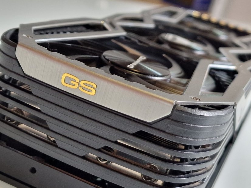 Grafická karta GAINWARD GeForce RTX 3070 Phoenix "GS" - ZÁRUKA 12M
