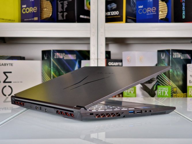 Herný notebook MEDION ERAZER Crawler E30 - ZÁRUKA 12 | 15,6" 144Hz | Intel Core i5-12500H | 16GB | RTX 3050 Ti | 512 SSD | WIN11