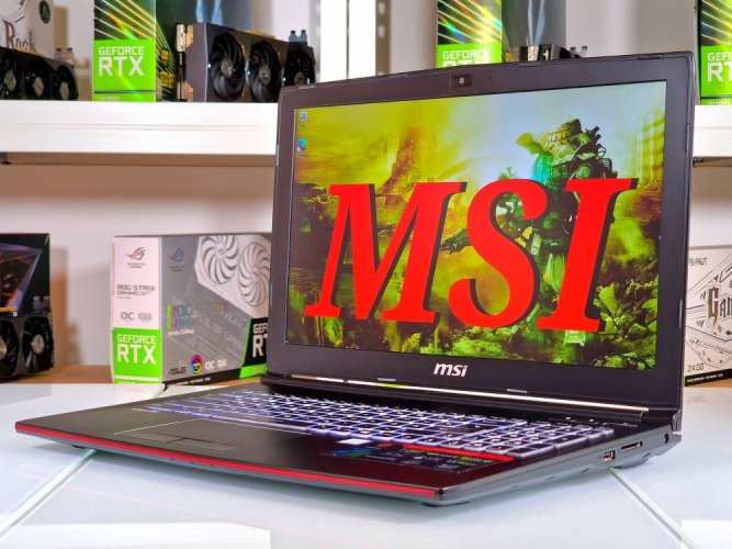Gaming-Laptop  MSI GP62 Leopard - GARANTIE 12M | 15,6" FullHD | Intel Core i7-7700HQ | GTX 1050 | 12 GB | 128 SSD + 1 TB HDD | WIN11