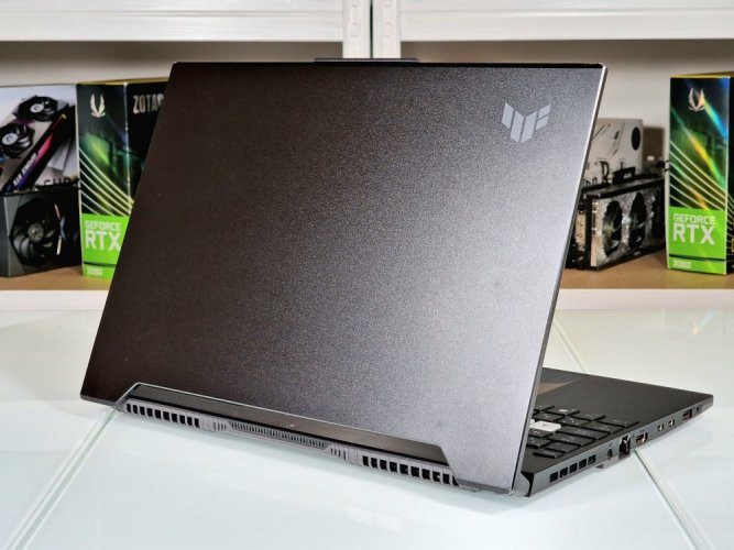 Herní notebook ASUS TuF Dash 15 - ZÁRUKA 12M  | 15,6" 144Hz | Intel Core i5-12450H | RTX 3060 6GB | 16GB | 512 SSD
