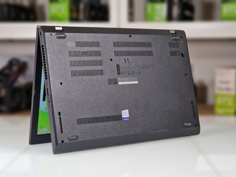 Laptop Lenovo ThinkPad L590 • GARANTIE 12M • 15,6 FHD • Intel Core i5-8265U • Intel UHD Graphics 620 • 16 GB DDR4 • 256 SSD • WIN11