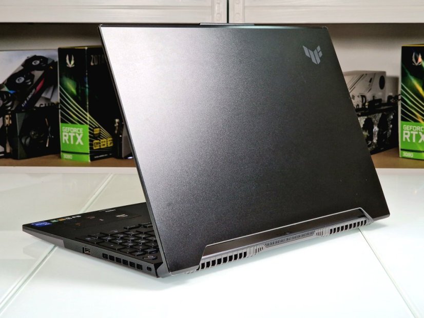 Herný notebook ASUS TuF Dash 15 - ZÁRUKA 12M  | 15,6" 144Hz | Intel Core i5-12450H | RTX 3060 6GB | 16GB | 512 SSD