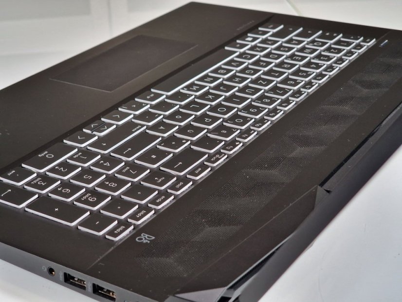 Herní notebook HP Pavilion Gaming 17 - ZÁRUKA 12M | 17,3" FullHD | Intel Core i5-9300H | GTX 1660Ti 6GB | 16 GB | 512 GB SSD + 1 TB HDD | WIN11