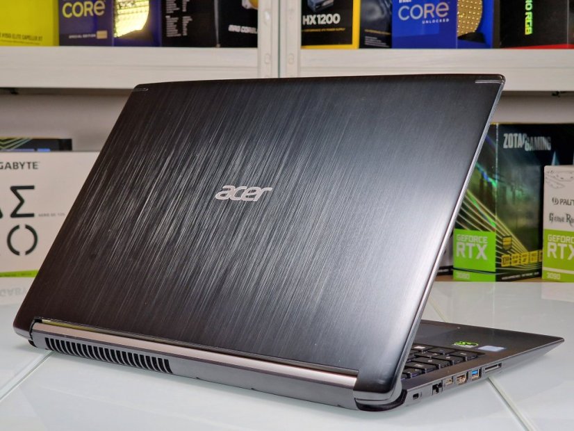 Herní notebook Acer Aspire 7 - ZÁRUKA 12M | 15,6" Full HD | Intel Core i7-7700HQ | GTX 1050 | 12 GB | 128 SSD + 1TB HDD | WIN11