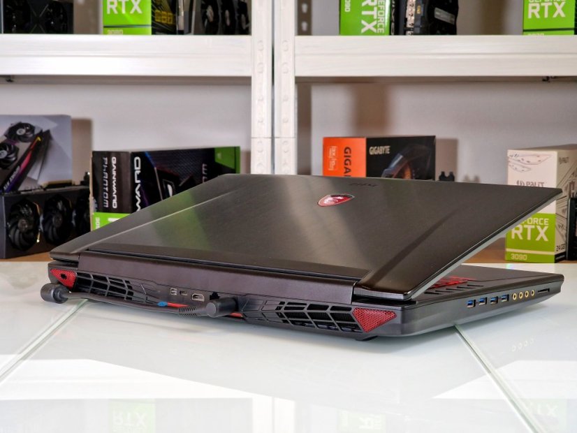 Gaming-Laptop MSI GT72 Dominator  - GARANTIE 12M | 17,3" Full HD | Intel Core i7-6700HQ | GTX 970M | 16GB | 256SSD + 1TB | WIN11