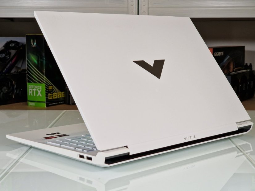 Herný notebook HP VICTUS 16 White - ZÁRUKA 12M | 16,1" 144 Hz | AMD RYZEN 5600H | 16GB | RX 5500 | 512 GB SSD