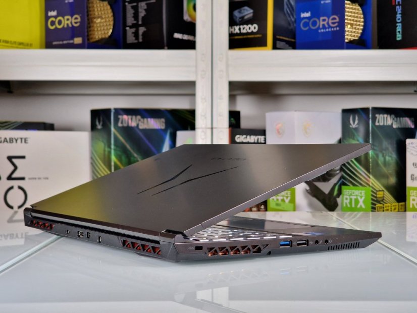 Gaming Laptop MEDION ERAZER Crawler E30 Gebraucht - GARANTIE 12 | 15,6" 144Hz | Intel Core i5-12500H | 16GB | RTX 3050 Ti | 512 SSD | WIN11