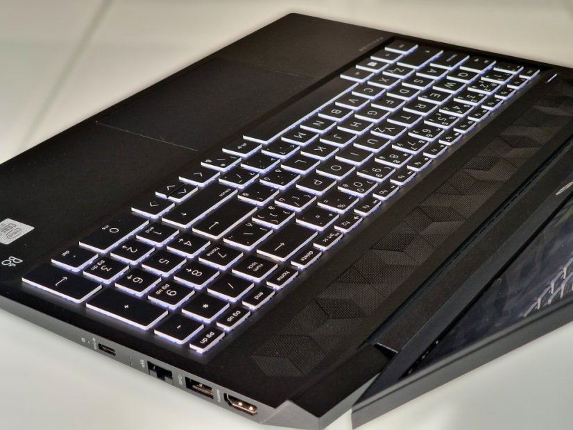 Gaming Laptop HP Gaming 15 • GARANTIE 12M • 15,6 FullHD • Intel Core i5-10300H • GTX 1650 • 16GB • 512 SSD • WIN11