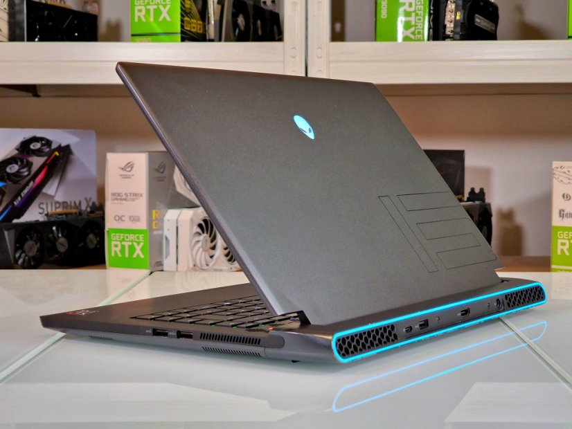 Gaming Laptop Dell Alienware M15 R5 Refurbished - GARANTIE 12M | 15,6" 165Hz | Ryzen 7 5800H | RTX 3060 6GB | 16GB | 512 SSD | WIN11