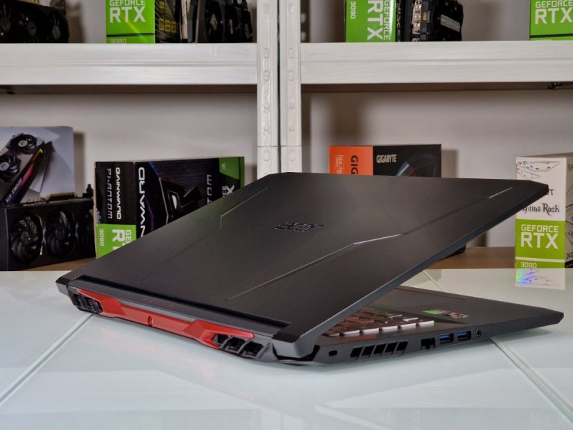 Herný notebook Acer Nitro 5 - ZÁRUKA 12M | 17,3" 144Hz FullHD | AMD Ryzen 7 5800H | RTX 3080 8GB | 32GB | 1TB SSD | WIN11