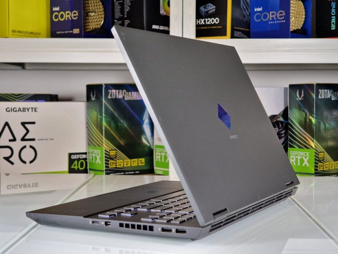 Gaming Laptop HP Omen 15 - GARANTIE 12M | 15,6" FullHD | AMD Ryzen 7 4800H | RTX 2060 6GB | 16GB | 512 SSD | WIN11