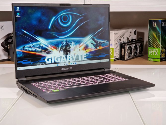 Herní notebook GIGABYTE A7 K1 -ZÁRUKA 12M | 17,3" 144Hz | AMD RYZEN 7 5800H | RTX 3060 6GB | 16GB | 1000 SSD