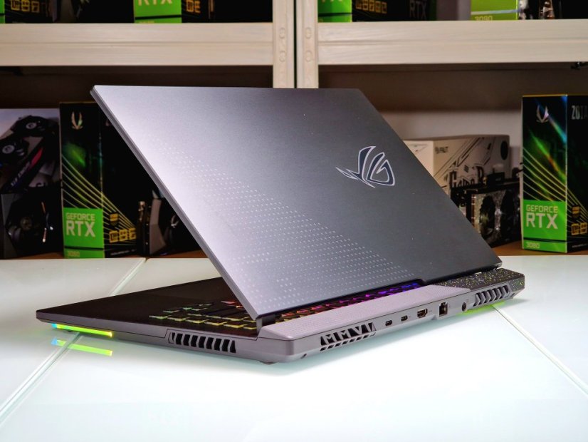 Herní notebook ASUS RoG Strix G15 - ZÁRUKA do 5/2025  | 15,6" 144 Hz | AMD Ryzen 6800HS | RTX 3050 | 16GB DDR5 | 1000 GB SSD