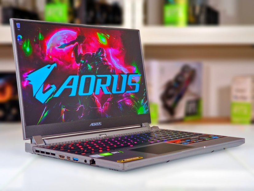 Gaming Laptop GIGABYTE AORUS 15 • GARANTIE 12M • 15,6 144Hz • Intel Core i7-10750H • RTX 2070 8GB • 16GB • 512 SSD • WIN11