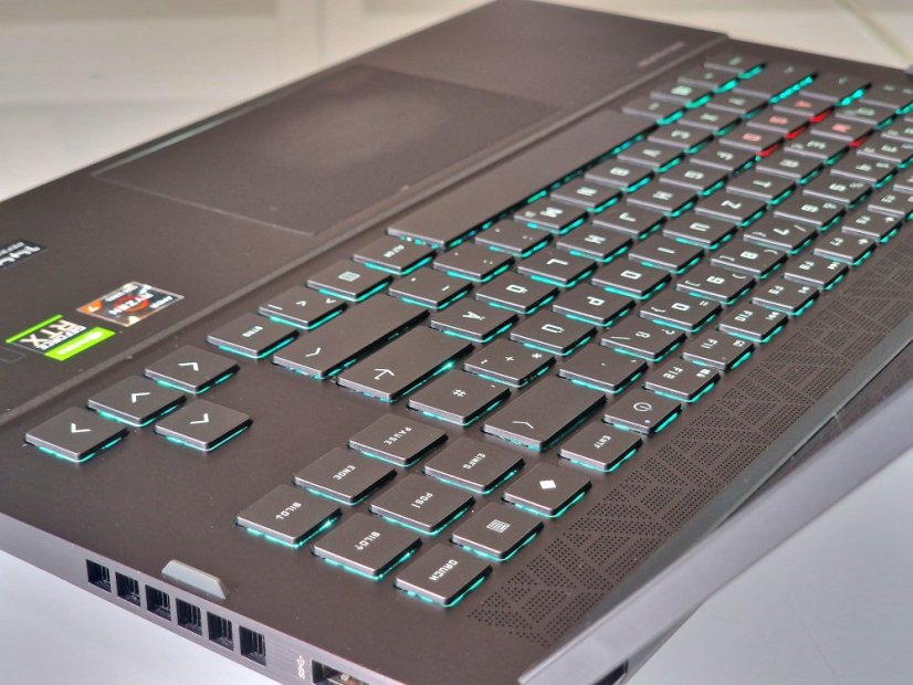 Herní notebook HP Omen 15 - ZÁRUKA 12M | 16,1" 144Hz | AMD Ryzen 7 5800H | RTX 3070 8GB | 16GB | 1000 SSD | WIN11