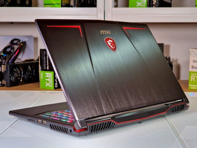 Herný notebook MSI Raider GE63VR - ZÁRUKA 12M | 15,6" FullHD | Intel Core i7-7700HQ | GTX 1070 8GB | 16 GB | 256 SSD+1TB HDD | WIN11