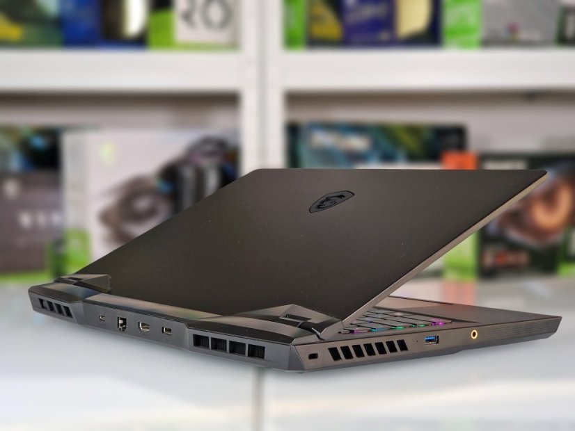 Gaming Laptop MSI LEOPARD GP66 • GARANTIE 12M • 15,6 240Hz • Intel Core i7-11800H • RTX 3070 8GB • 16 GB • 1000 SSD • WIN11