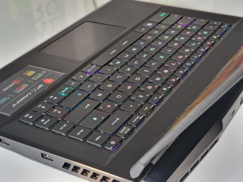 Herní notebook MSI GP66 Leopard • ZÁRUKA 12M • 15,6 QHD 165Hz • Intel Core i7-11800H • RTX 3080 8GB • 16 GB • 1000 SSD • WIN11