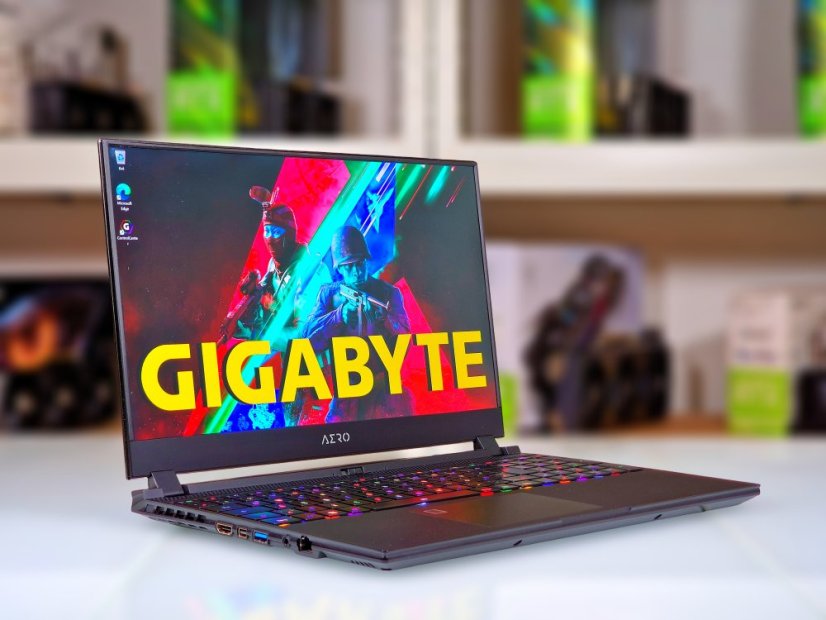 Herný notebook GIGABYTE AERO 17 • ZÁRUKA 12M • 17,3 144Hz • Intel Core i7-10750H • 16GB • RTX 2070 8GB • 512 SSD • WIN11