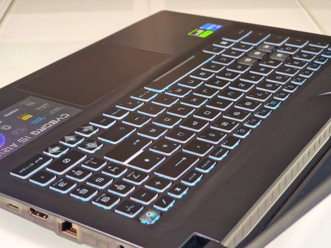 Laptop gamingowy MSI Cyborg A12VF - GWARANCJA 24M | 15,6" 144 Hz | Intel Core i5-12450H | RTX 4060 8 GB | 16 GB DDR5 | 512 SSD | WIN11