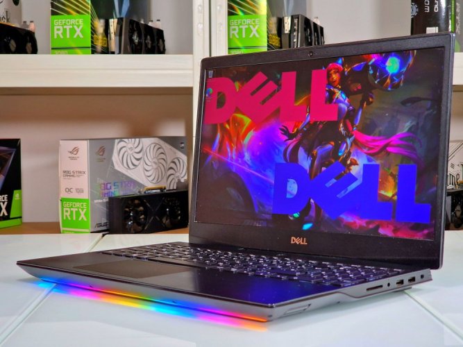 Gaming Laptop Dell G5 Gaming- GARANTIE 12M | 15,6" 300Hz | Intel Core i7-10750H Comet Lake | RTX 2070 8GB | 16 GB | 1000 SSD | WIN11