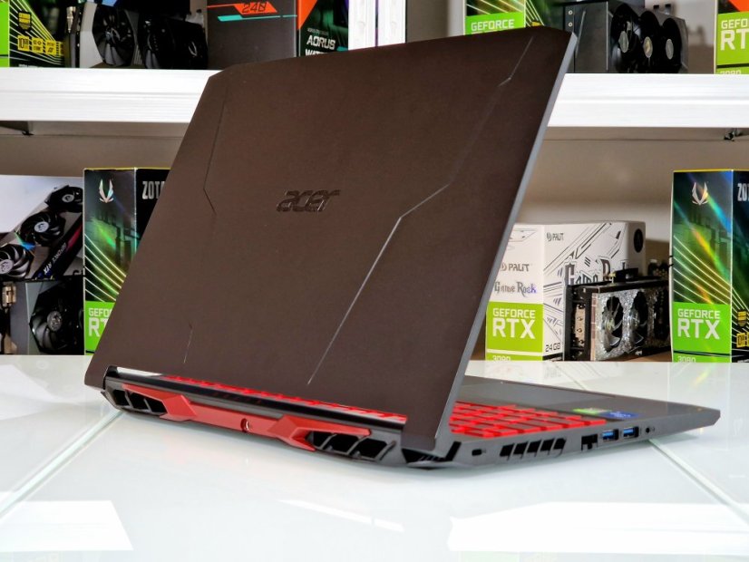 Herní notebook Acer Nitro 5 - ZÁRUKA do 24/4/2025  | 15,6" 144 Hz | i5-11400H | RTX 3050Ti | 16GB | 1000 SSD