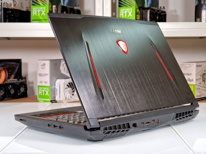 Gaming Laptop MSI GT62VR Dominator Pro - GARANTIE 12M | 15,6" Full HD 120Hz | Intel Core i7-7820HK | GTX 1070 8GB | 16GB | 128SSD + 1TB | WIN11