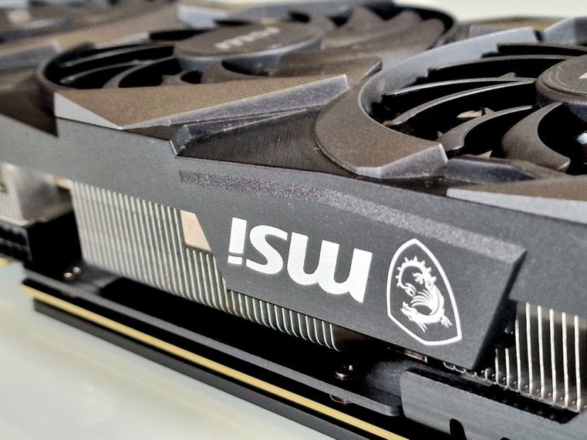 Grafická karta RTX 2070 | RTX 2070 SUPER