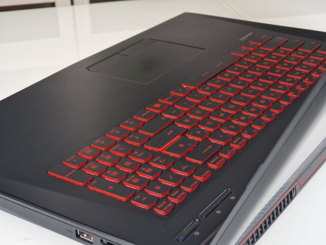 Gaming-Laptop MSI GL72 - GARANTIE 12M | 17,3" FullHD | Intel Core i7-7700HQ | GTX 1050 Ti | 16 GB | 512 SSD + 1TB HDD | WIN11