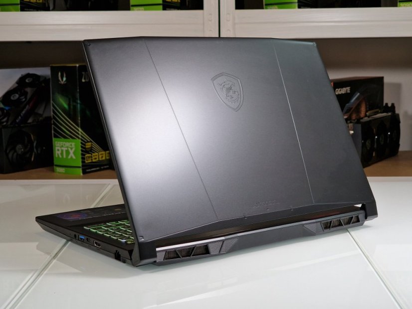 Gaming Laptop MSI KATANA 15 B13VGK Gebraucht - GARANTIE 24M | 15,6" 144 Hz | Intel Core i7-12650H | RTX 4070 8GB | 16GB DDR5 | 1000 SSD | WIN11